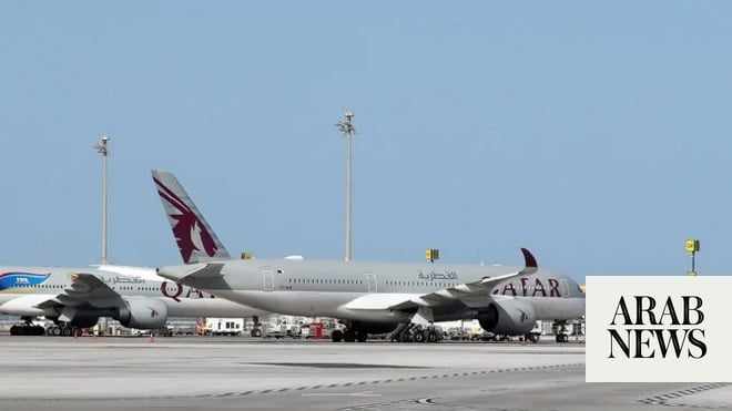 qatar,women,airways,sued,searches